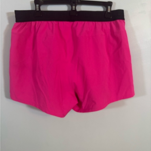 The North Face Women’s Large Pink Athletic Shorts | Elastic Waistband - Picture 4 of 6